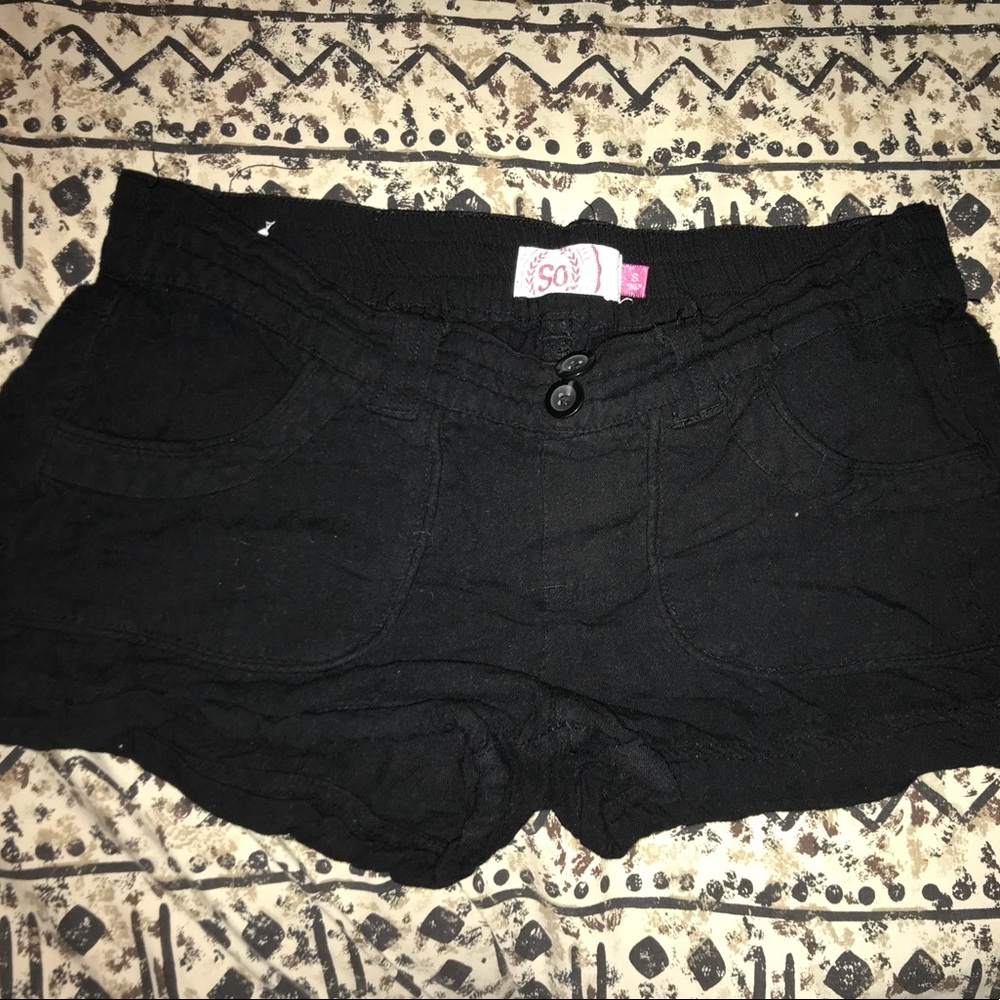 SHORT SHORTS !
